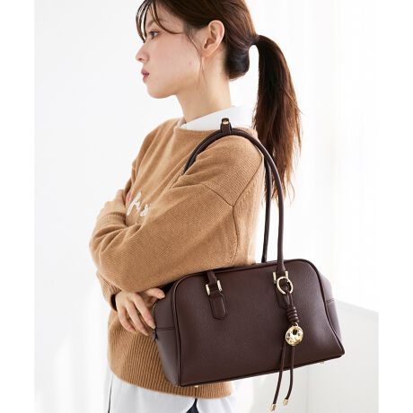 [^ԁF3158126804]jAXp[ct̃R[h`[|Cg̃Onh{XgobOBɑ̂ɃtBbgA_炩vgpĂ܂BVvȃfUCȂ̂ŁAghCɂg܂B舵ɂẮAiɂĂ\ɂĂmFBƖ̊֌WɂAۂFČꍇ܂܂p\REX}[gtHȂǂ̊ɂA኱iƉ摜̃J[قȂꍇ܂Bi̐F́AiAbv摜QƂByӎzE摜̏i̓TvłBETCY\L͂܂ŖڈƂȂ܂Bۂ̏iƎdlAH኱قȂꍇ܂B