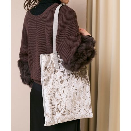 [^ԁF3058123801]̊pxŕ\ςANbVxAfނ̃g[gobOB|Cg悢򊴂Ə_炩ȕV[YX^CɃNXȓvXBɂ͎d؂t̂R|PbgAPC[łpIȃTCYB߃R[fAE^[𒅂Ă|₷V_[̒ɂ܂Bʋ΂₨oȂǁAfC[Ɋ􂷂ig[głB