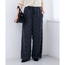 《WEB限定アイテム》フロッキードットイージーパンツ