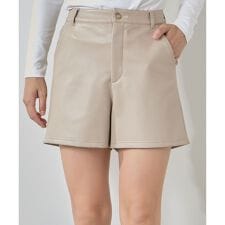 レザーライクショートパンツ/Oggi掲載