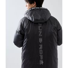 【J'aDoRe限定】ロゴ入り中綿ベンチコート/撥水・ユニセックス