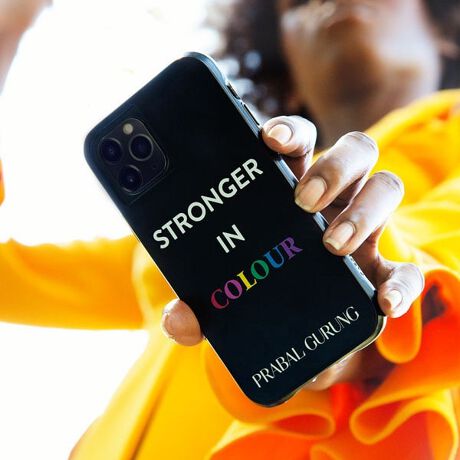 P[XCǵyPRABAL GURUNG x Case-Matez iPhone 11 / iPhone XR Case Tough Stronger in Colour SmokeẼZuF߂fUCi[iAirPodsʂ܂傤B  XtBbgȃfUĆA{̂ƕݍ݂܂BfB[EKKAf~E[AA~VFEIo}ALT܂Ȃǂ̗LZupĂAt@bVuhPRABAL GURUNGB {łOlfUCi[ƂẮA߂ANA̐fUCĂ܂B iCase-MateAfUCPRABAL GURUNGAŋ^bOiPhoneP[XłBuSTRONGER IN COLOURvPrabal GurungWJĂfUCɁAxXgĂ錾tłBi*colouŕACMXpł̃J[łBXy~Xł͂܂j قȂ3ނ̑fނgݍ킹s[X\iPhoneP[XB wʂɂ̓n[hfށAʂ̓\tgfނgpBP[XR[i[̓\tgfނ̉ɃNbVfނꂱ݁AɋłiPhoneJo[I 3m ̗̍NAĂAMIL-SPEC𗽂ی쐫\Ă܂BnCubhfނXȌڂ͑złȂϏՌ˔P[XłBApplePayɂAWΉI ܂As[X\̂߃P[X̎OȒP! OȂǂɂTPUfނ̉΂݂ACɂn[hJo[̏ɂH{Aԓʂ邫߂܂B  CX[dΉP[XłBiɃX}[gtH{̂͊܂܂܂B[^:CM041254]