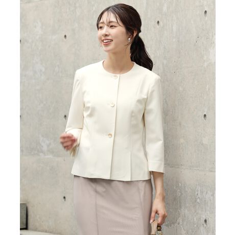 [^:DS5003]   MTCY: oXg/92cm /38.5cm EGXg/81cm /43.5cm /58cm    LTCY: oXg/96cm /39.5cm EGXg/85cm /44.5cm /60cm    XLTCY: oXg/100cm /40.5cm EGXg/89cm /45.5cm /62cm  Xbgē₷iȃm[J[WPbg̃tgTChɃXbgAقǂ悢yvVGbgƓ₷܂BɂXbgĂ̂ŁA̒ߕt܂B3t傫߂̃tg{^́AVvȃm[J[WPbg̃ANZgɂȂĂ܂BMeteriar^ꂵȂ̑fފłBɂXbgĂ̂ŁAHD܂܂łr𓮂₷XgXt[łBbotton on&offzCgA~gɂ̓S[hAlCr[ɂ͓F̑傫߃{^Ă܂B{^邱ƂŏiȈۂ^܂Bpeplum silhouettetgTChɂ̓XbgĂ܂B{^S߂ĂߕtȂA肪肵SnłBق̂yvVGbgɂȂ炵fUC|CgłBmany scenesgItBXAs܂ŕLV[Œ񂹂܂Bꂢ߂̃pc^CgXJ[gAfjȂǍ킹{gXɂĕ͋Cς܂B