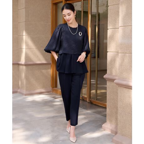 [^:CY88669]v[c̃yvƃo[炵_̃yvVGbg̃ZbgAbvpchXّfނŐ؂ւyvgbvXƂꂢ߃VGbg̃NbvhpcZbgɂȂp[eB[ZbgAbvłB_炩ȃ{[ƃv[c̃yvfUC炵_Ip[eB[łȂgItBXJWAƂĂ􂷂邫Ɗ̂fUCłBSilhouettenCEGXgʒutAɍLyvuEXƃRpNgȃe[p[hpĉꂢ߃VGbgłBقǂ悭LAC̃yvVGbgŋCɂȂEGXgJo[܂BPleats peplumyvɍLtA͑傫߂̃v[cdlBŝ闧̃fUCŁAꖇłȂꊴob`łBVolume sleeve͂ӂ{[Ղ̃o[X[uBuEXdlɂȂJtXtB炵_炩ȂƊfUCłBEasy pantsrƌẴׂ݂NbvhpcBobNEGXgɃS炢A̒ߕtȂSnXgXt[BTCh|PbgtŃnJ`ȂǏ̎^т֗łB   STCY: oXg/98cm /34cm /54cm EGXg/pc66-76cm qbv/102cm /gbvX64 pc96cm    MTCY: oXg/102cm /35cm /55cm EGXg/pc70-80cm qbv/106cm /gbvX65 pc97cm    LTCY: oXg/106cm /36cm /56cm EGXg/pc74-84cm qbv/110cm /gbvX66 pc98cm    XLTCY: oXg/110cm /37cm /57cm EGXg/pc78-88cm qbv/114cm /gbvX67 pc99cm    XXLTCY: oXg/114cm /38cm /58cm EGXg/pc82-92cm qbv/118cm /gbvX68 pc100cm  