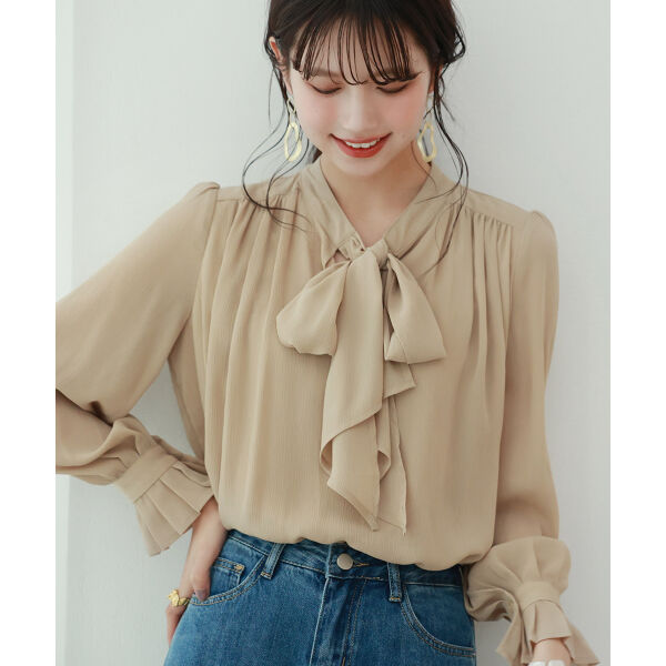 ボウタイブラウス