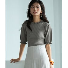 パフスリーブショート丈ニットプルオーバ