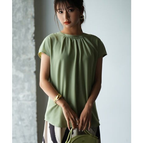 [^:SDP0059]VvȂ̂ɈꖇőlꂢɒȂBO2waỹt`X[uuEXłBMU[ƑOJ̑O2waylbÑMU[񂹂ƎOpɊJOJ̑O2wayfUCȂ̕LĂ܂BVvȂ̂ɈꖇőlꂢȃR[f܂Bt`X[uŗꂢt`X[uȈۂ^Aꂢ߂ɌĂ܂BuEX܂AItBXJWAɂ҂B茩ŒSnQ肵Ȃ̂ŁAy`ɒ邤̌^Jo[\BNV[ɒȂƂŉĂłɌ܂BCłAEgł͋CςCłAEgł͋CςăR[fy߂܂BCƋrʂ_nCEGXgR[fłAAEgł͂قǂ悭Eh肪TVĉ悤ɋCyɒfUĆB