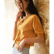 くるみボタン付きサマーニット