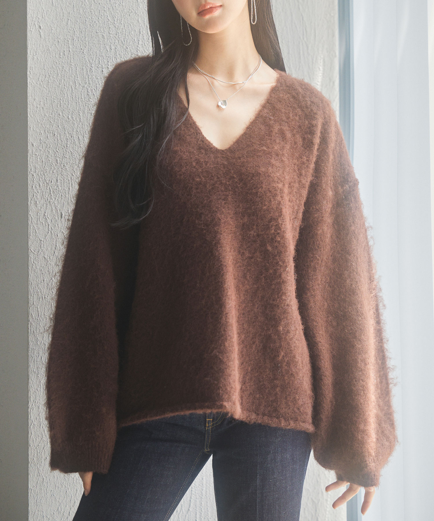深めVネックドロップショルダーニットプルオーバー