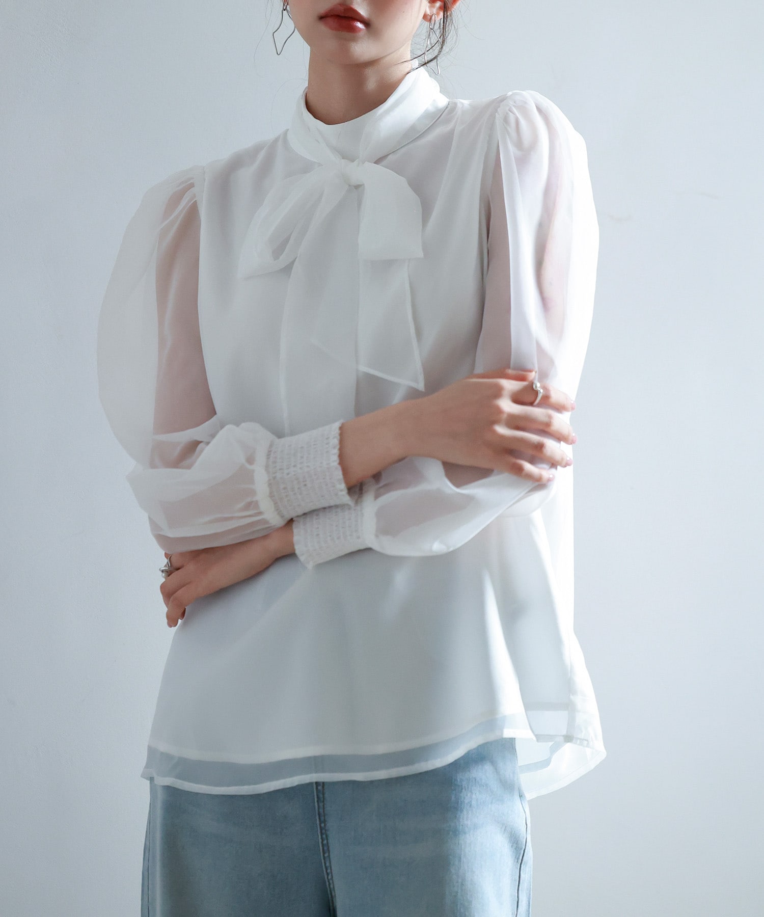 [}C]3wayI[KW[n{uEX/Z] h psiSAISON DE PAPILLONj zCg