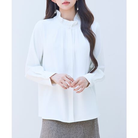 [^:SDP0338]MU[Ղ̃tF~jȃoJuEXB{[Ղ̃oJuEXMU[ՂӂVGbg̃oJuEXBÕ^bNȂ̂ŁAMU[݂̋ƐLbƍifUCƊo܂BvXt݃X^hJ[ɃtfUCBvXď炵Abv܂BhbV[ȃ~mJtXʏ̃Vc̃JtXdẴ~mJtXBhbV[Ȉۂۗ܂B܂JtXɂ̓p[{^tĂďiȕ͋CŁAs⎮TAgȂǂ܂܂ȃV[Ŋ􂵂܂Bꂢ߃tCtgVc̑OĂ͔䗃dẴtCtgB{^BƂŃMU[܁AJtX܂B