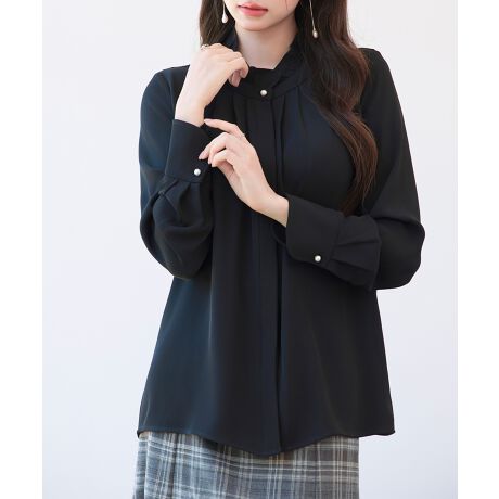 [^:SDP0338]MU[Ղ̃tF~jȃoJuEXB{[Ղ̃oJuEXMU[ՂӂVGbg̃oJuEXBÕ^bNȂ̂ŁAMU[݂̋ƐLbƍifUCƊo܂BvXt݃X^hJ[ɃtfUCBvXď炵Abv܂BhbV[ȃ~mJtXʏ̃Vc̃JtXdẴ~mJtXBhbV[Ȉۂۗ܂B܂JtXɂ̓p[{^tĂďiȕ͋CŁAs⎮TAgȂǂ܂܂ȃV[Ŋ􂵂܂Bꂢ߃tCtgVc̑OĂ͔䗃dẴtCtgB{^BƂŃMU[܁AJtX܂B