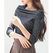 セゾン ド パピヨン(SAISON DE PAPILLON)のオフショルダーニットトップス