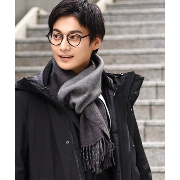 グレーが大人気】リバーシブルグラデーションマフラー | アー