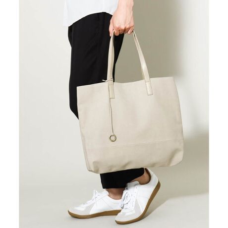 [^ԁFKT5AD70034]ʋΒʊw}U[YBAGƂĂ܂Ŏgp͈͂̍L[Ȏ[͔Q̃hRfBAGV[Ỹg[gobOB |CgBAG̃Ci[|Pbg𗼒[ɂQtƂŃybg{g܂ݎPۂƎ[ł܂B L[z_[OtĂ̂ŃANZT[Ȃǂă|CgɂȂ܂B lCr[AubN̓tFCNU[fށAO[W̓tFCNXG[hfނłB