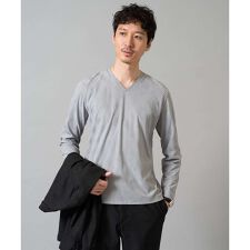 アー・ヴェ・ヴェ(a.v.v)の【イージーケア/毛玉になりにくい】ダイヤジャカードＶネックＴシャツ　通勤/ビジネス/ジャケット〈ON