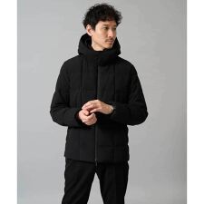 アー・ヴェ・ヴェ(a.v.v)の【ダウン混率90％/軽量/撥水】デタッチャブルフードストレッチダウンブルゾン