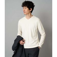 アー・ヴェ・ヴェ(a.v.v)の【イージーケア/洗濯機で洗える】アゼダブルフェイスVネックＴシャツ　通勤/ビジネス/ジャケット〈ON