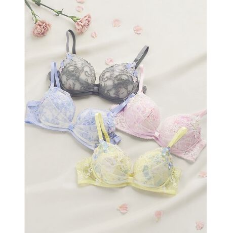 ワコール　A～Cカップ　リボンブラ　胸もとフィットながもち　～動いても、キレイはつづく。～