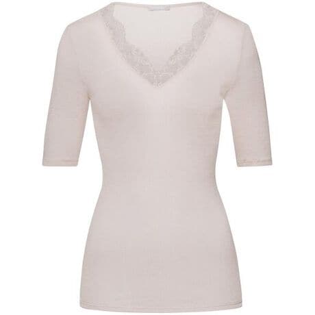 [^ԁFUIH223]ƂɂꂽWJ[h[X@ׂŔ̃gbvXy₩Ȓ́AH~̃[h[uɉĂꖇE[́AAtJ̔_ŗrɂ₳RȎ@ŐYꂽgm~[WOE[hgpۉ̂fނgpĂAɂ߂̃ACe