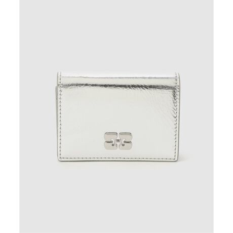 [^:25090213000310]y2025SSzU by SPICK&SPANyGANNI / Kj[zRyn[Q_ƂANGCeBufBN^[Ditte Reffstrup(fBbeEtXgbvjƃt@E_[ECEONicolaj Reffstrup(jREtXgbvj̕vwɂ2009NɎnBGANNI̒񏥂VȖkX^CuSCANDI 2.0vƂƂɁAߔNIȐ𐋂Ă܂BGANNI̕ɂ莩MAȂ郋[ɂȂƗlX̃R~jeB[̍\zڎwƂƂɁAnւׂ̍̕ŏAЉvuh̋`ƑAw͂𑱂Ă܂B[J[^ԁFA6395/A6394/A6393J[ɂĕД̔J[F[J[J[ubN(001)FBLACKTbNXu[(048)FICY BLUEVo[(093)FSILVERTCYɂĕД̔TCYF[J[TCYt[(009)FO/SyU by SPICK&SPAN/[ oC XsbNXpzA킪܂܂ɂy݂̏BւނāEEEOne Sensual@#Two Miles@#Three Contrasts؂ɂ3KEY[hɁALSTYLEĂ܂B舵ɂẮAiɂĂi\łmFB̏iU by SPICK&SPANX܂ł̎舵ɂȂ܂BړX܂ւ₢킹̍ۂ́AU by SPICK&SPANeX܂܂ł肢v܂BU by SPICK&SPANVhXU by SPICK&SPANrܓXSpick & SpaniLXjɂĈꕔî舵܂BƖ̊֌WɂAۂFČꍇ܂B܂p\REX}[gtHȂǂ̊ɂA኱iƉ摜̃J[قȂꍇ܂Bi̐F́AiAbv摜QƂB