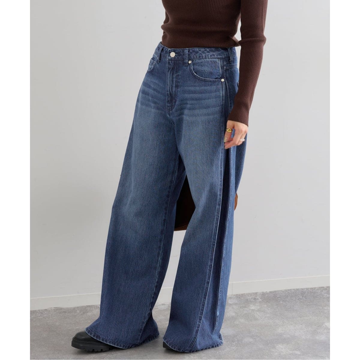 スローブイエナ LEDENIM TUCK TROUSER タック ワイドデニム スローブイエナ LEDENIM TUCK TROUSER タック ワイドデニム
