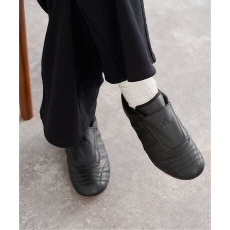 [^:25093213000130]y2025AWzU by SPICK&SPANiZ̗jɐ[^Xb|fUC̃AfB_X eRh[BX^COɓ݂₷AI[ubNƃ^bNȃVo[2FWJłpӂ܂ByADIDAS / AfB_XzXg[gX|[cEGAuhƂ2001NɓoꂵuAfB_X IWiXvB1972N1995N܂ŁuadidasЁṽJpj[SgtHCSiOt̃SjɂAAX[ĝ߂ɊJꂽv_Ng̕iÃ݂gh𔽉fV샂fR{[Vɂv_Ng܂ŁALiWJ́B[J[^ԁFJS4011/JS4023J[ɂĕД̔J[F[J[J[ubN(001)Fׯ/ׯ/уVo[(093)Fްد/ܲ/ށTCYɂĕД̔TCYF[J[TCY23(230)F2324(240)F2425(250)F25yU by SPICK&SPAN/[ oC XsbNXpzA킪܂܂ɂy݂̏BւނāEEEOne Sensual@#Two Miles@#Three Contrasts؂ɂ3KEY[hɁALSTYLEĂ܂B舵ɂẮAiɂĂi\łmFB̏iU by SPICK&SPANX܂ł̎舵ɂȂ܂BړX܂ւ₢킹̍ۂ́AU by SPICK&SPANeX܂܂ł肢v܂BU by SPICK&SPANVhXU by SPICK&SPANrܓXSpick & SpaniLXjɂĈꕔî舵܂BƖ̊֌WɂAۂFČꍇ܂B܂p\REX}[gtHȂǂ̊ɂA኱iƉ摜̃J[قȂꍇ܂Bi̐F́AiAbv摜QƂB