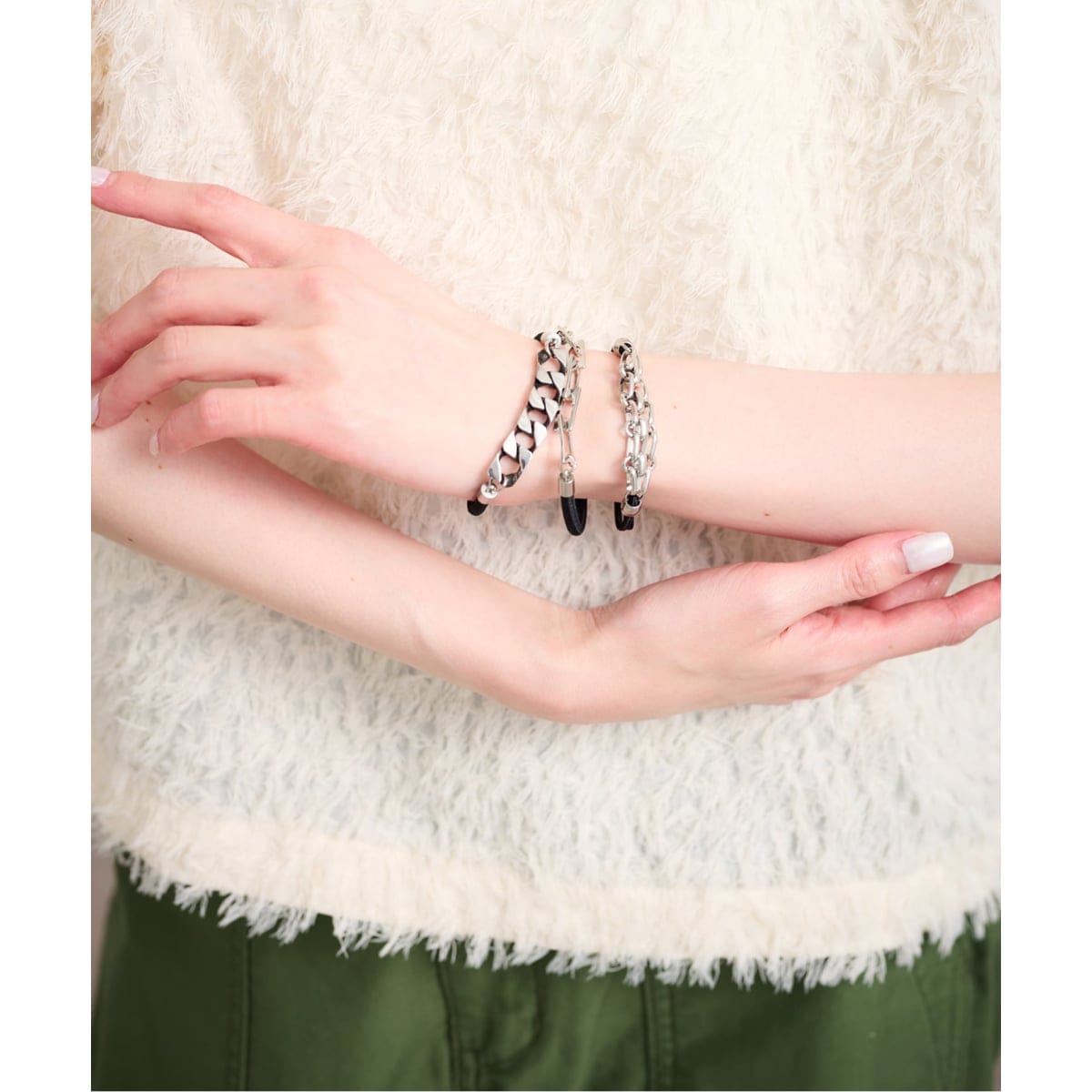 SCRUNCHIE IS BACK/CHAINブレスレット & HAIRタイ SCRUNCHIE IS BACK