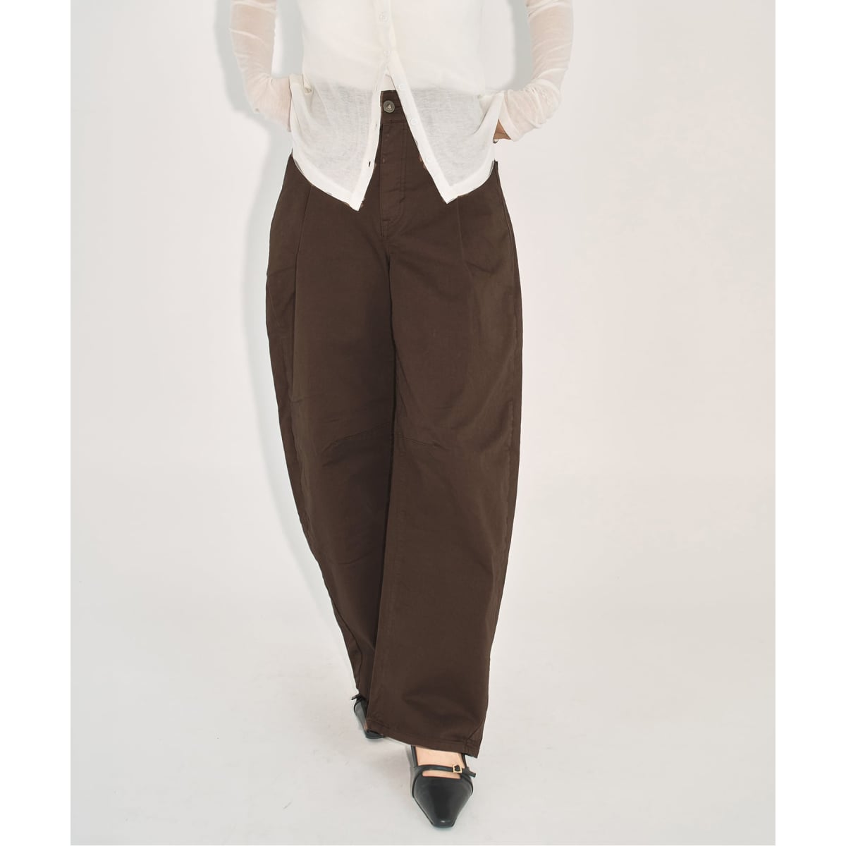 SOMETHING / サムシング HANA TUCK CURVE TAPERED | ユー バイ
