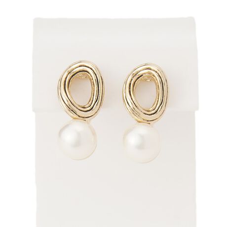 [^:LAME1066  DW]Be[WCNȃ^ɊLp[gݍ킹COB@ׂɏdȂ荇eNX`[ɂЂ˂^Aŝ闧̊oBp[̗DPVbNŏiȈۂ^܂BJWAɂIP[Wɂ݁ALV[Ŋ􂵂܂B@tiFVbp[z̓sA{͂tĂ܂BíAiێ̂߃rj[̃`bNt܂ł݂AVbp[ɂꂢ܂B@܂Ati͉摜̂̂ƈقȂꍇ܂̂ŗ\߂B