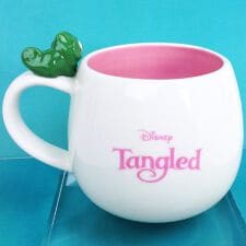 パーフェクト・ワールド・トーキョー(Perfect World Tokyo)のディズニー 塔の上のラプンツェル フィギュア付きマグ キッチンウエア グッズ