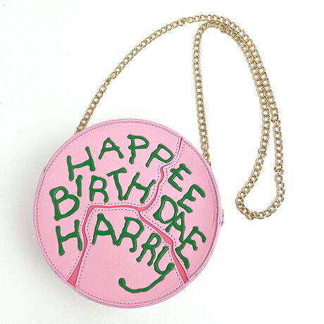 [^:3838-f231001-31]wn[E|b^[ƌ҂̐΁x̃V[œoꂷAnObhn[ɑuHAPPEE BIRTHDAE HARRYvƏꂽ̒aP[L`[t̃V_[obOłITCYP[L݂ł킢V_[`F[^Cvłłyîm点z̏i͉i{Ă܂B͂鏤iɂĂ^Oȉꍇ܂ݕ\ĂTCg\i̔ił\߂܂悤肢\グ܂ 