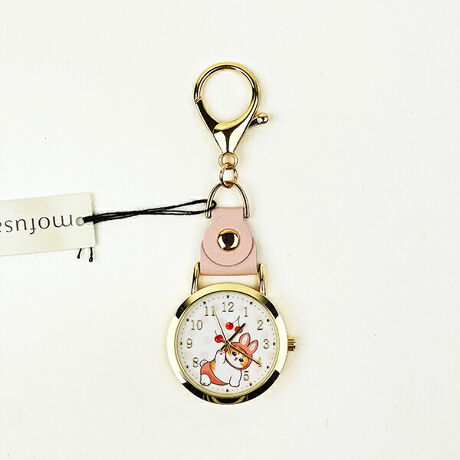 [^:1723-msd0083-3]pXeF̐ʂɂɂ񂪕`ĂJCCL[EHb`łB傫ڂ̃tbNȂ̂Ŏg₷IobOȂƂɕtĂΘrvYĂvyîm点z̏i͉i{Ă܂B͂鏤iɂĂ^Oȉꍇ܂ݕ\ĂTCg\i̔ił\߂܂悤肢\グ܂ 