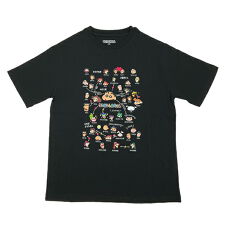 パーフェクト・ワールド・トーキョー(Perfect World Tokyo)のクレヨンしんちゃん 相関図 Tシャツ Lサイズ (ブラック) アパレル