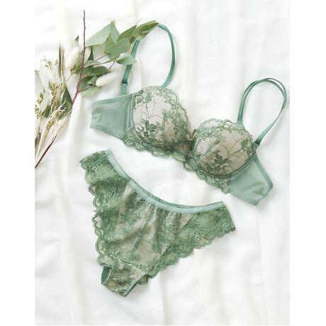 パルファージュ　プッシュアップブラ　３／４カップブラ（ＢＣＬ４０８）