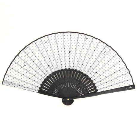 [^:0012090001]lC̐ʂb.Sgݍ킳ÔȂԂ̃fUCłBVvȃfUCȂ̂ŕI΂gp܂BRpNgɎ^ׁAҏ΍MtgɂœKȐqłB[agnes b.]uAjGXx[ṽnJ`[tRNVB^CXŊmꂽԃACe𒆐SɁAɍEȂ[hƂĒmAjGXx[Bɐ鏗ZlXȃV[z肵AuhӂƂt`VbNȐEς\Ă܂BsɗȂVvȃfUĆAʁAN𒴂Ăgp܂B