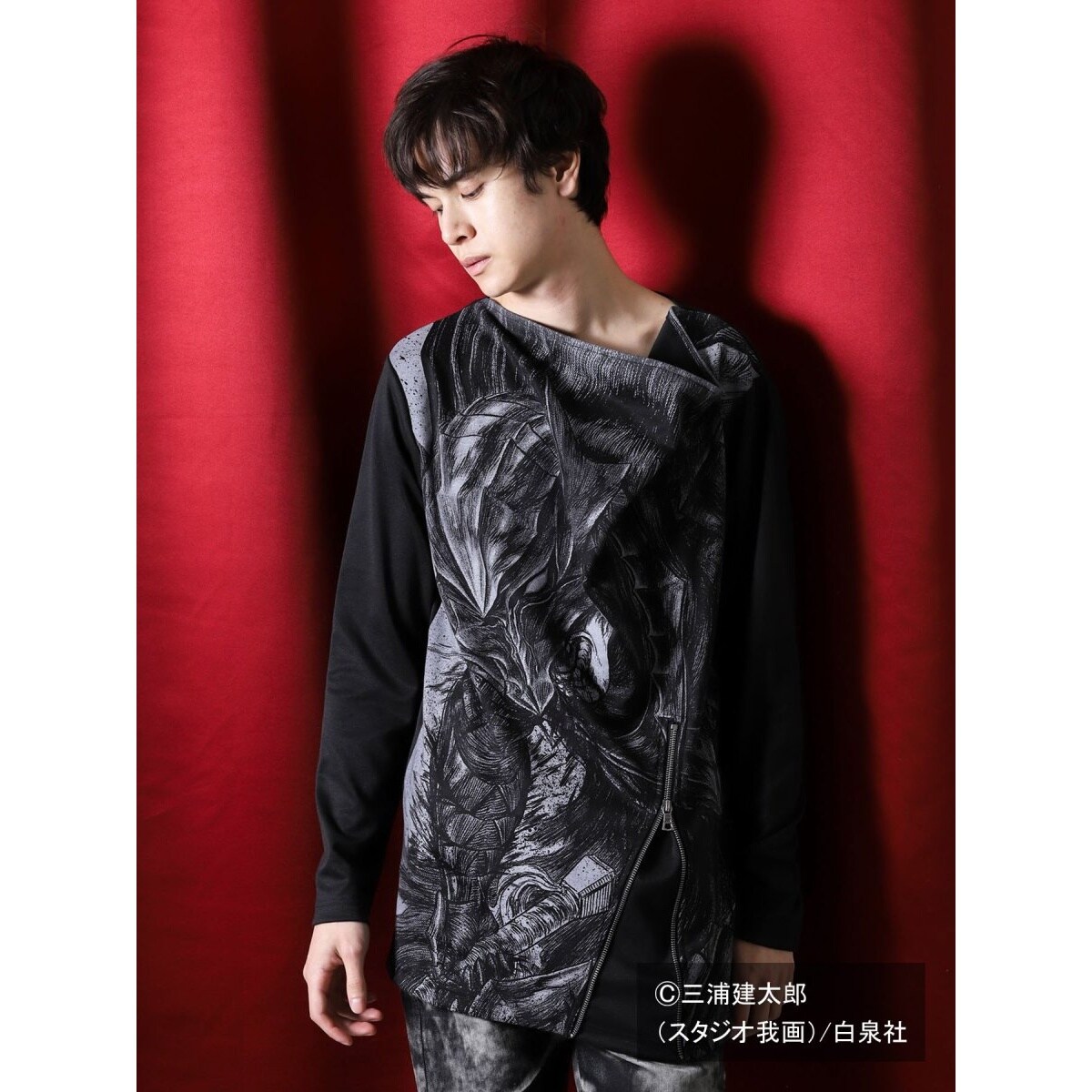 semantic design×BERSERK ドレープカットソー