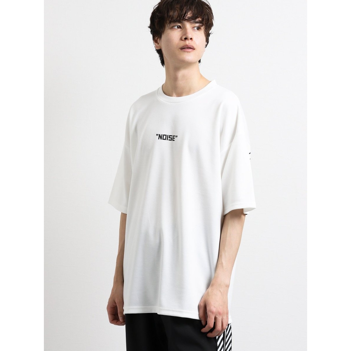 ペイントデザインクルーネックTシャツ-