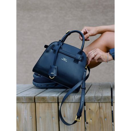 [^ԁF120485233108523]O\ȃV_[Xgbv|Pbg:3(1̓t@Xi[t|Pbg)fC[g₷̂RƂtH炵{XgobOƂoAĩJWAȑɂ݂₷fUCłBƃ}`̂Ŏg₷QyBLAK~GOLD:LbvXLr[KU[zX[XȎG肪AuhSƃp[cނ͗̂GOLDgpB-----------------------------V_[Xgbv\:120cm-94cm-----------------------------yfނɂāziȃr[KU[gpĂ܂Bv̂悤ȎƑϋvr[KU[́AGVJŃTXeiuȑIłB_炩ȎGƐꂽdオ肪ŁAԂɂ킽Ďgpł鋭ւ܂BɁA͂₷J̓łꂪȒPłByӎzỉ摜͂ł邾ɋ߂FŌfڂĂ܂AɂȂ郂j^[Ɩ̊ɂAۂ̐FƎ኱قȂČꍇ܂B摜̏i̓TvłBۂ̏iƎdlAH኱قȂꍇ܂BTCY\L͂܂ŖڈƂȂ܂B炩߂܂B *îCɓo^ @n[g}[NNbN܂傤IJ[̍ēגʒmAXg1_̒ʒmAZ[̒ʒmm点܂B *uĥCɓo^ @ ViēׂȂǁAȏ󂯎邱Ƃł܂B(marui ̃KChQƂ)