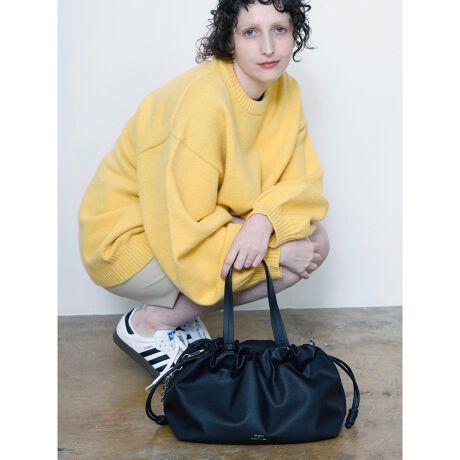 [^ԁF120485233116523]ВobOŊۂ݂ттtHl킢ՂוhXgV_[obOItBXV[ł͂̎AĩJWAȑɂ݂₷ʂ킬ƂVGbǵAǂȃX^CɂRɗn݂܂B`F[ANZgɂȂĂV_[Xgbv͎O\ŋCX^COɍ킹ăV_[obOƂĂgp\B̓hXgdlŊJX[YBɂ͏̐ɕ֗ȃ|PbgtŁAp˔Ă܂BV[YXŎg閜\ACéAfC[g͂AIP[Wɂ߂łyBLAK~GOLD:LbvXLr[KU[zX[XȎG肪AuhSƃp[cނ͗̂GOLDgpByBLAK~SILVER:VNr[KU[z㎿ȃV{AuhSƃp[cނ͓݂̂悢SILVERgpBO\ȃV_[Xgbv|Pbg3(1̓t@Xi[t|Pbg)-----------------------------V_[Xgbv\:74cm-60cm-----------------------------yfނɂāziȃr[KU[gpĂ܂Bv̂悤ȎƑϋvr[KU[́AGVJŃTXeiuȑIłB_炩ȎGƐꂽdオ肪ŁAԂɂ킽Ďgpł鋭ւ܂BɁA͂₷J̓łꂪȒPłByӎzỉ摜͂ł邾ɋ߂FŌfڂĂ܂AɂȂ郂j^[Ɩ̊ɂAۂ̐FƎ኱قȂČꍇ܂B摜̏i̓TvłBۂ̏iƎdlAH኱قȂꍇ܂BTCY\L͂܂ŖڈƂȂ܂B炩߂܂B *îCɓo^ @n[g}[NNbN܂傤IJ[̍ēגʒmAXg1_̒ʒmAZ[̒ʒmm点܂B *uĥCɓo^ @ ViēׂȂǁAȏ󂯎邱Ƃł܂B(marui ̃KChQƂ)