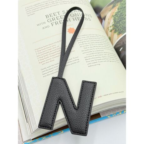 [^ԁF120495233125523]ɗDr[KU[ōꂽAɊYCjV`[B悢݂Ə_炩ȃU[̎AVvȂiȕ͋Co܂BAt@xbǵuAC CC EC HC KC MC NC RC SC TC Yv11WJB啶͑݊A͂肰Ȃ炵vXAgݍ킹ĎgƎ炵ANZgɁBobO|[`ɓY邾ŁA̃X^Cق̏ʂɁBMtgɂ҂ȁAl킢`[łBXgbvF15cmuaC cC eC hC kC mC nC rC sC tC yvpӂ܂B啶Ƒgݍ킹Ăg܂Byfނɂāziȃr[KU[gpĂ܂Bv̂悤ȎƑϋvr[KU[́AGVJŃTXeiuȑIłB_炩ȎGƐꂽdオ肪ŁAԂɂ킽Ďgpł鋭ւ܂BɁA͂₷J̓łꂪȒPłByӎzỉ摜͂ł邾ɋ߂FŌfڂĂ܂AɂȂ郂j^[Ɩ̊ɂAۂ̐FƎ኱قȂČꍇ܂B摜̏i̓TvłBۂ̏iƎdlAH኱قȂꍇ܂B *îCɓo^ @n[g}[NNbN܂傤IJ[̍ēגʒmAXg1_̒ʒmAZ[̒ʒmm点܂B *uĥCɓo^ @ ViēׂȂǁAȏ󂯎邱Ƃł܂B(marui ̃KChQƂ)