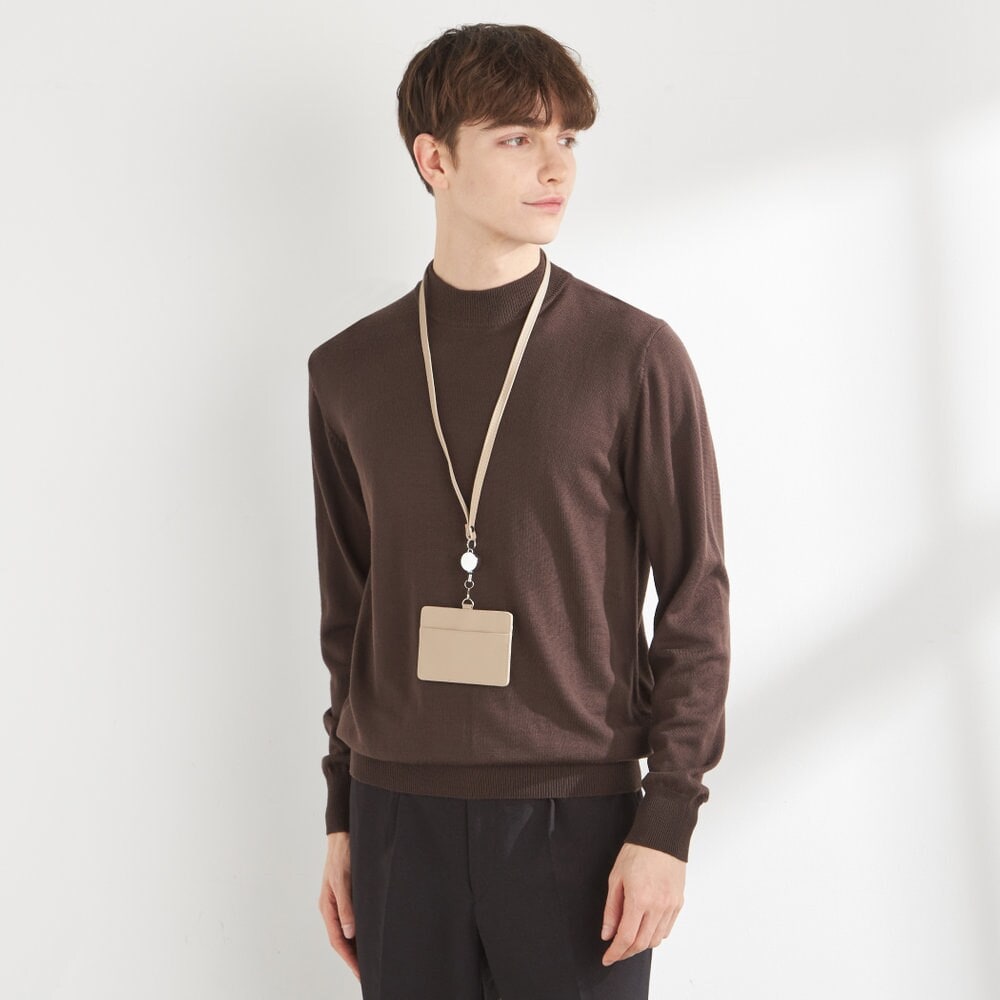 洗えるニット】モックネックセーター メリノウール100％使用 ブラウン