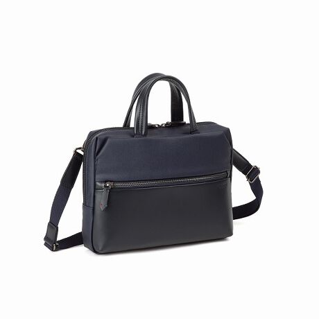 [^:68176]wultima TOKYO/EeB} g[L[x^fB[mghfUCƃV[vȃX^COŃV_[𒆐SƂJWAV[YBR[fBOfނƃX[XU[RŕAfUCƋ@\̗ZC[WAVvő_Ȑ؂ւŃX}[gȈۂɎdグĂ܂B{̑fނ͂Ȃ₩ŏ_炩̕znPU烌U[gpBG肪iŗFƔZW̐FłBՕpx̍ɂ͒̂x[VbNȃX[XU[(v)gpĂ܂BNb`obOAV_[obOAu[t3X^CŎgp\ȃACeBTCYBTTCY[\B(Ql[@FW25.7~H18.2cm)^ubg[10.1C`^ubg[B(Ql[@FW17~H24.5~D1cm)tgt@Xi[|Pbgpɂ̏oɑΉtgt@Xi[|PbgBwʃ|Pbgoꂵ₷wʃ|PbgBpCn|PbgX}[tH^ubg̉ʂی삷|PbgBt@Xi[|PbgMdi[ɓK|PbgBvtՕpx̍ɒ̂x[VbNȃX[XU[gpBV_[xgtO\ȃV_[xgtBu[tEV_[ENb`^3WAYdlŃV[ɂĎg\B