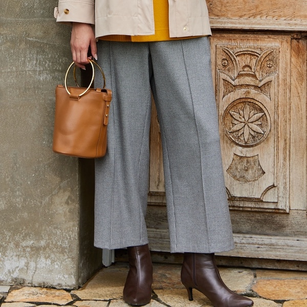 あったか素材〕ヨークデザインストレートパンツ | ミゼール(missel