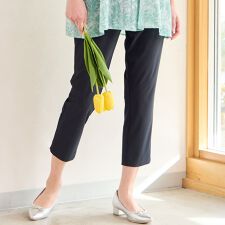 【洗える・接触冷感】裾スリットクロップドパンツ