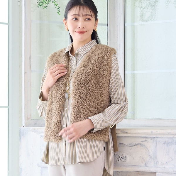 IENAファーブローチ新品未使用 新作アクセサリーが目白押し💍✨ credit 1.JOSEPHINE Letter