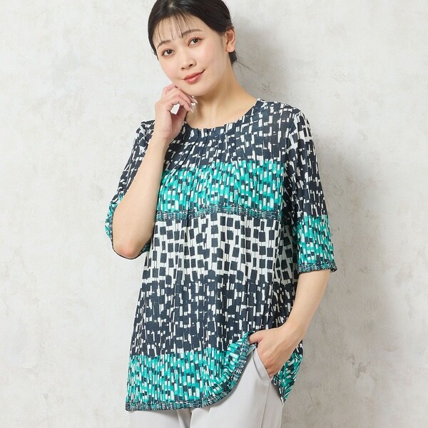 missel / ミゼール 【洗える・日本製】フェザー柄タックTシャツ missel｜【洗える・日本製】フェザー柄タックTシャツ | Rakuten