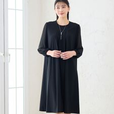 【洗える・3L/4Lサイズあり】漆黒 袖シフォンワンピース