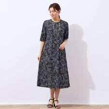 ロブジェ(LOBJIE)の【洗える】ラインフラワーワンピース