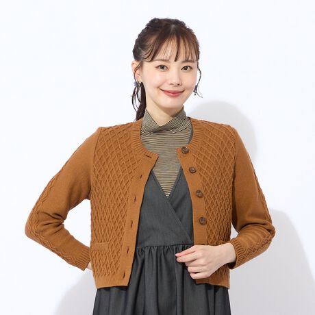 [^ԁF73136503]悢jbgJ[fBKySEMTCYWJizy􂢉zyTCYzyܐjbgzҒnω̃~hQ[WjbgBNX͗l̕Ғn炵BRpNgȒƒ悢ADƂĂ{^ăvI[o[ƂĂ܂BF̃LĆBNڂ̃bhɉJWAȕ͋C̃LAۂ̃_[Nu[̎OFWJBV̍HŒJɂ肵ChCWp̃jbgłBqܐjbgrGosen@Knit@́A{̃jbgYnAVuܐsvłĂ܂BjbgmsmƋZpZX߂ꂽꒅłBv킸NɎȂ悤Ȋmȉly݂BR[fBl[guEX{fjɐDĂȂꊴJWAX^CɁBfjƂ̑悭JWA悭iɌĂ܂BRpNgȒ̂߁Aɂ҂BXJ[gƂ̑ǂ܂B􂢉\Ń|GXeȑfނ̂߁AH~łȂt܂ŃOV[Y܂B{lfgF167cm@pTCYFSOlfgF172cm@pTCYFSi|Cgfނ̌@Fʑfނ̓Fʑfނ̌@F򂪂Ȃfނ̐LkF鑳@@@@Ft@@@@@F6|Pbg@@FȂ(j􂢁@@@FAr[eBGNySEMTCYzꂽl̃t@bVyށAANeBuŖ͂鏗̂߂̃uhB STCYx[XɁuSnvuVGbgvɂRe|[ȃRNVB NXȕ͋CoS[MTCYĂ܂B Beɂ@̓ŐFČꍇ܂B f摜̓TvgpĂ邽߁AFTCYEvgʒuEdlȂǂɕύXꍇ܂B ܂BMTCY͈ꕔiɂēWJ@ICVbvƈꕔX܂݂̂̌菤iƂȂĂ܂